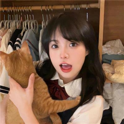 玛丽娜海报