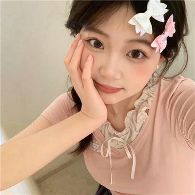 爱就在你身边海报